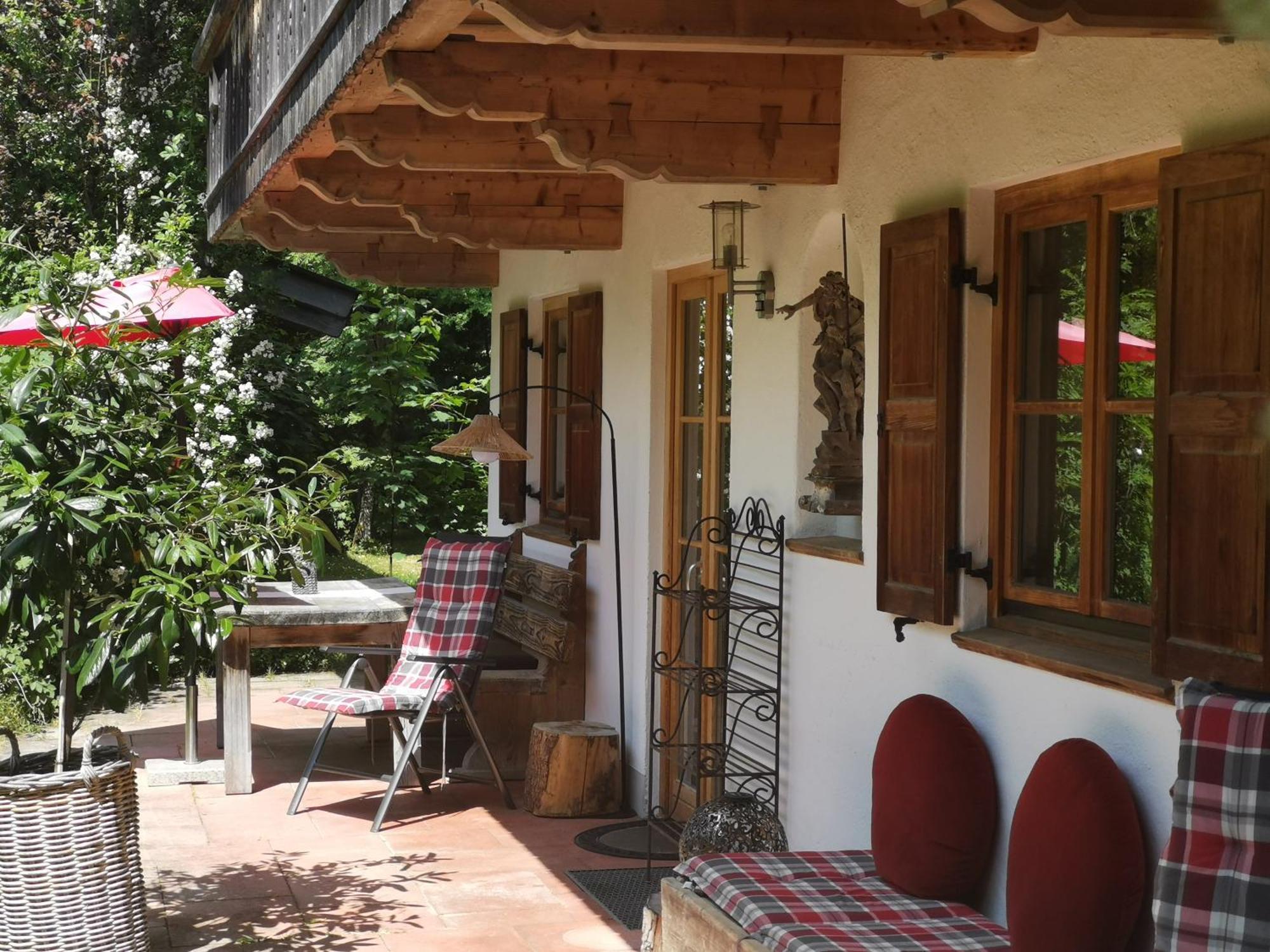 Am Arzbach Apartment *